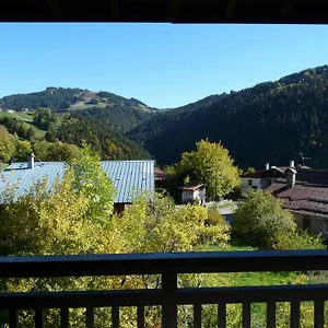le-bourjaillet.hotels-rhonealpes.com/